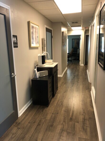 More Photos Of 4540 Southside Blvd, Jacksonville Medical For Sale