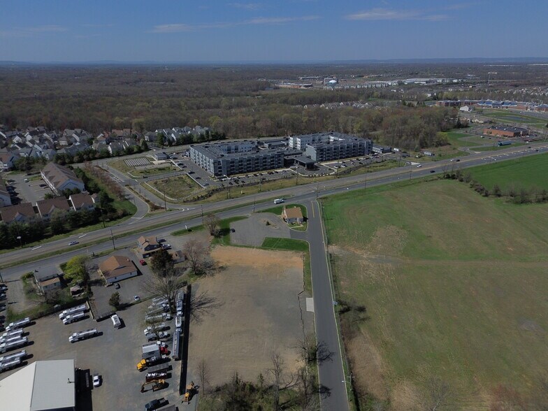 More Photos Of 8 Quarry Ln, North Brunswick Land For Lease