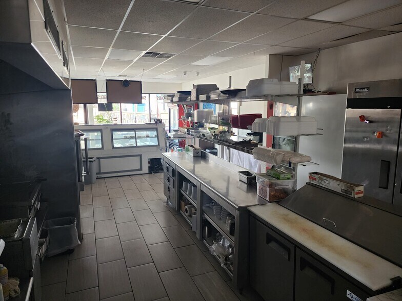 More Photos Of 601 Front St, Catasauqua Restaurant For Sale