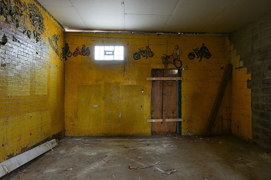 More Photos Of 1913 Central Ave, Cincinnati Office Residential For Sale