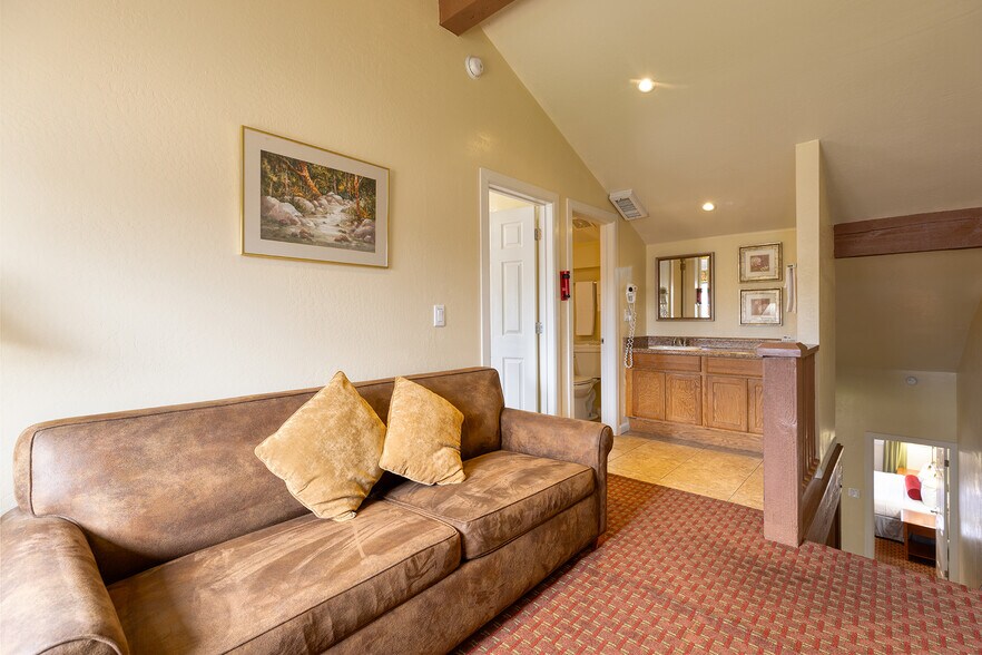 More Photos Of 5829 Buck Springs Rd, Pinetop Hotel For Sale