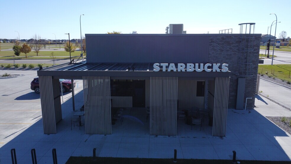 More Photos Of 4641 S Washington St, Grand Forks Restaurant For Sale