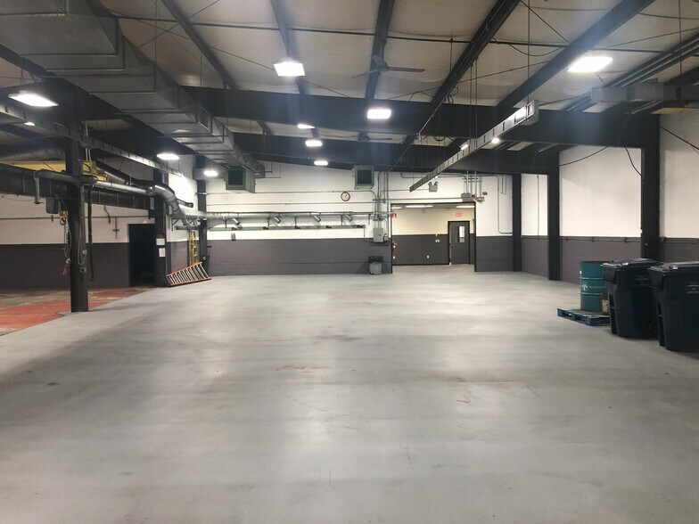 More Photos Of 1412 Ohio Ave, Lawrence Industrial For Sale