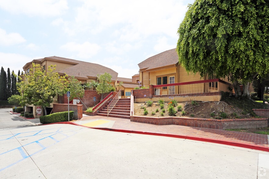 More Photos Of 13252 Garden Grove Blvd, Garden Grove Medical For Sale