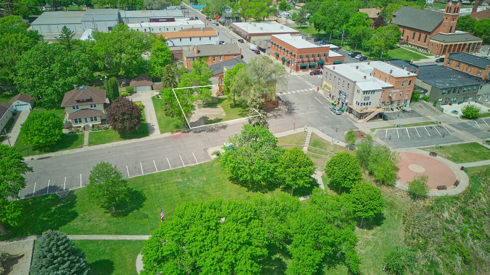 More Photos Of 111-121 Main Ave W, Winsted Storefront Retail Residential For Sale