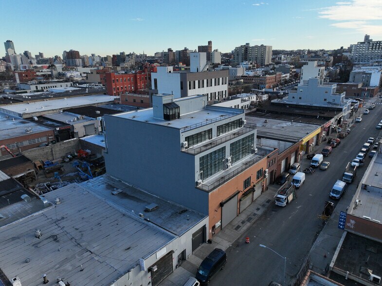 More Photos Of 39 15th St, Brooklyn Industrial For Sale