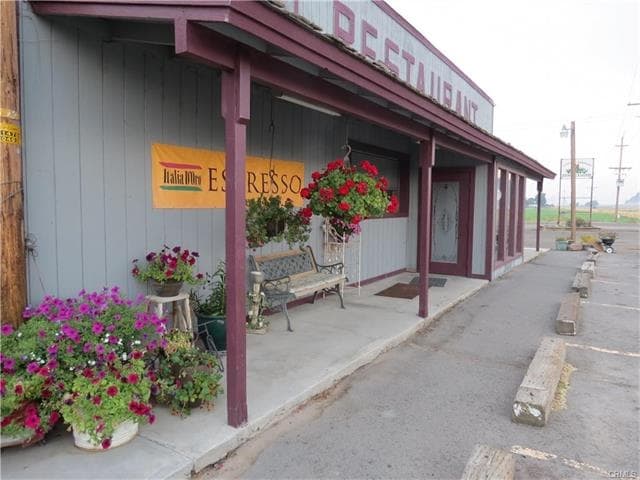 More Photos Of 45650 State Highway 139, Tulelake Restaurant For Sale