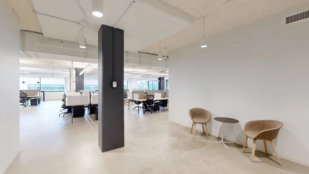 More Photos Of 55 Prospect St, Brooklyn Office For Lease