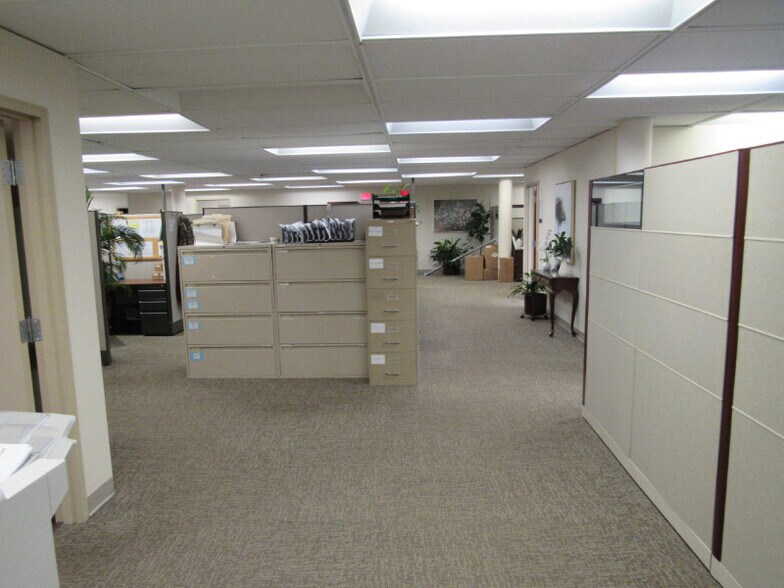 More Photos Of 1300 Market St, Lemoyne Office For Sale