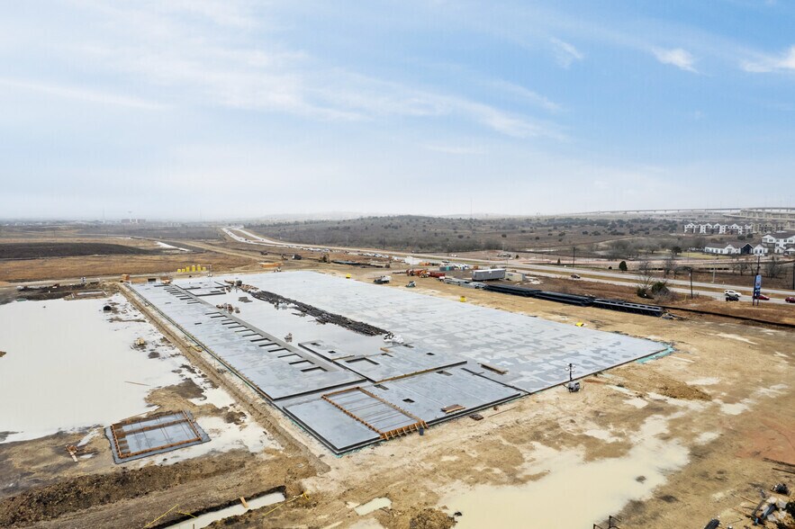 More Photos Of Parmer Lane & US 290, Manor Distribution For Lease