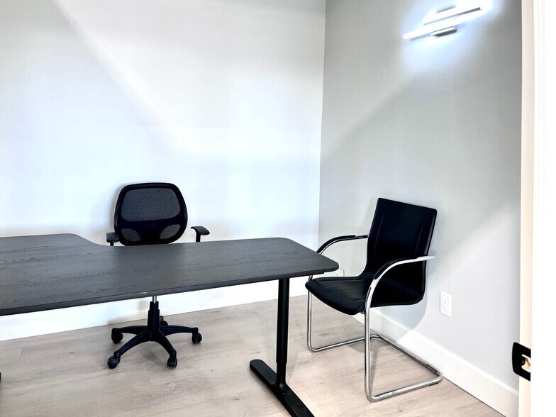 More Photos Of 50 N Hill Ave, Pasadena Office For Lease