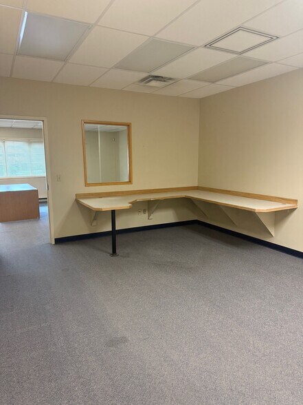 More Photos Of 201 E 54th Ave, Anchorage Office For Lease