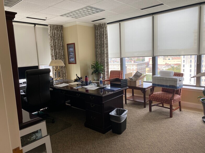 More Photos Of 699 Broad St, Augusta Office For Lease