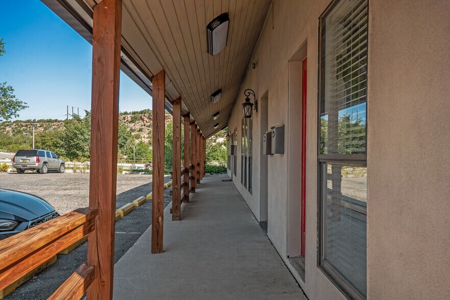 More Photos Of , White Rock Unknown For Sale