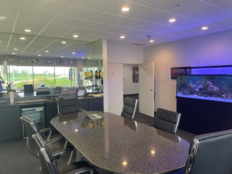 More Photos Of 12181 Prichard Farm Rd, Maryland Heights Office For Sale