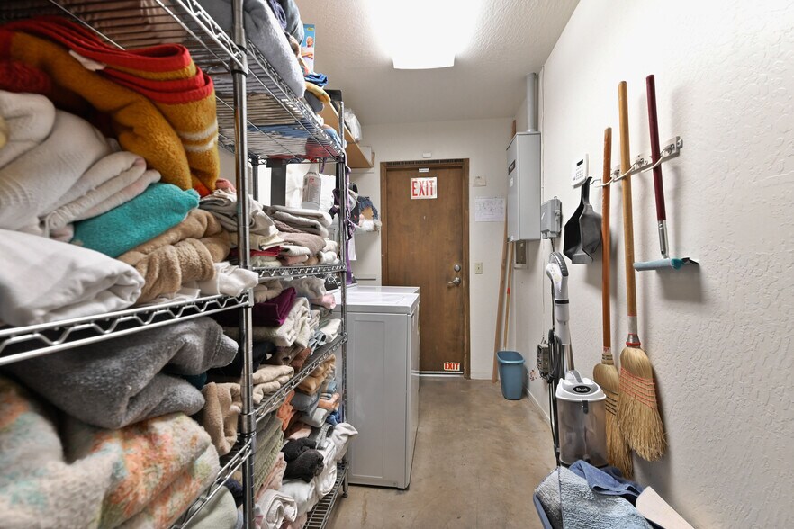 More Photos Of 382 CA-4, Murphys Office For Sale