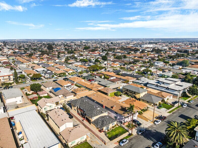 More Photos Of 4351 W 142nd St, Hawthorne Apartments For Sale