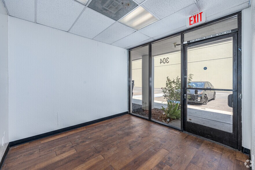 More Photos Of 4901 Patata St, Cudahy Unknown For Lease