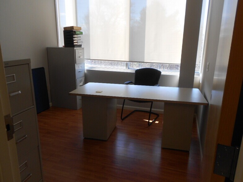 More Photos Of 495 Hawley Ln, Stratford Medical For Lease