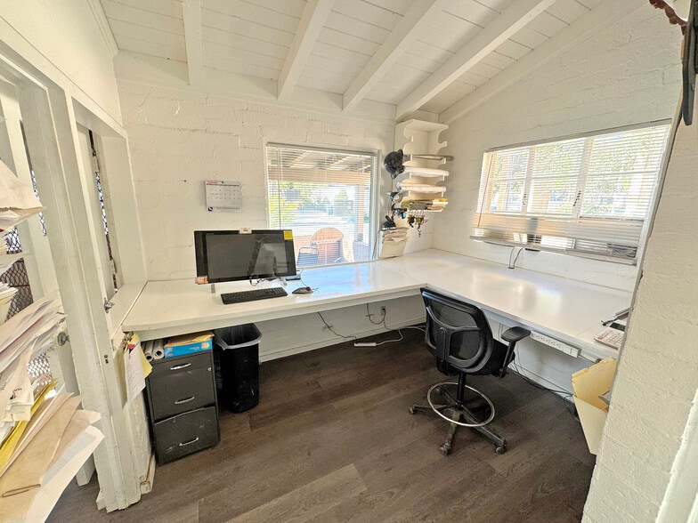 More Photos Of 213 W Gutierrez St, Santa Barbara Warehouse For Sale