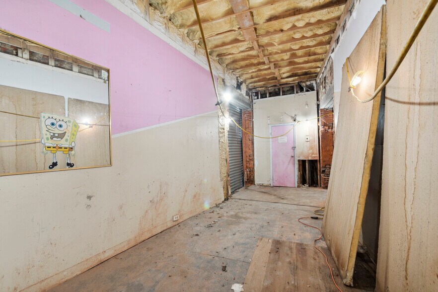 More Photos Of 800-804 W Girard Ave, Philadelphia Storefront Retail Office For Sale