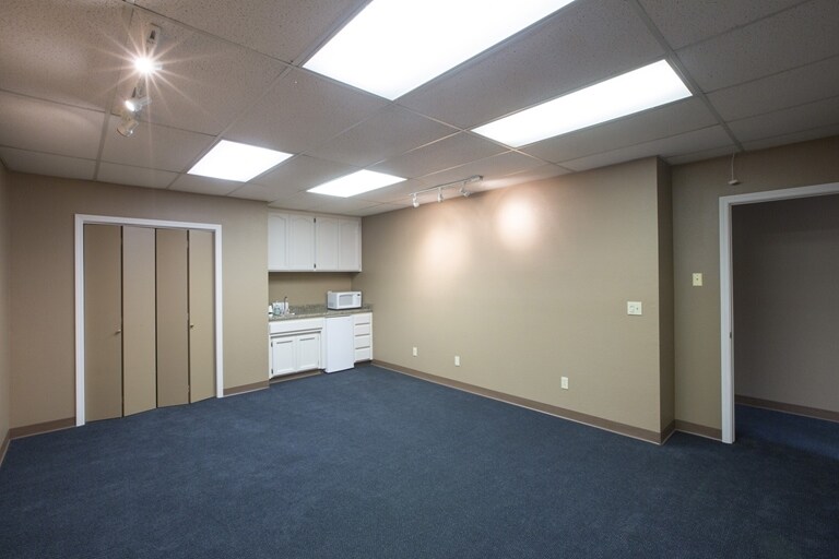 More Photos Of 1215 Plumas St, Yuba City Medical For Lease