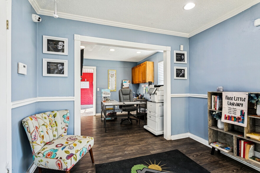 More Photos Of 3300 Garden Oaks Dr, New Orleans Apartments For Sale