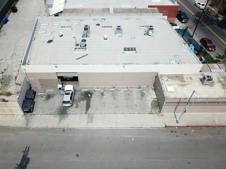 More Photos Of 1520 E Adams Blvd, Los Angeles Warehouse For Sale