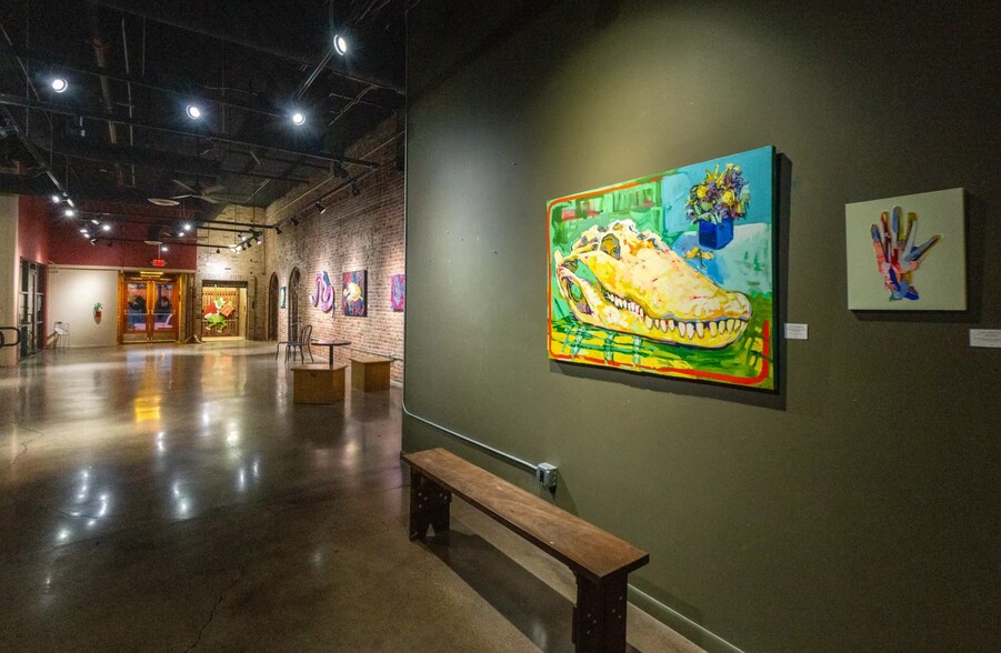 More Photos Of 120 W 2nd St, Taylor General Retail For Sale