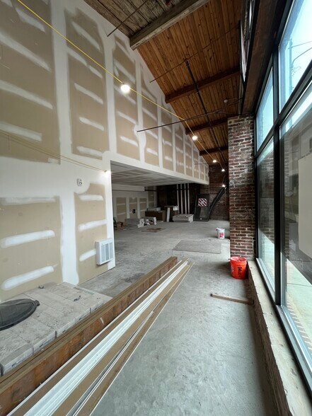 More Photos Of 48-50 E Baltimore Ave, Lansdowne Apartments For Lease