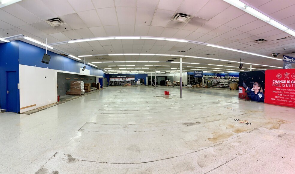More Photos Of 1100 Behrman Hwy, Gretna General Retail For Lease