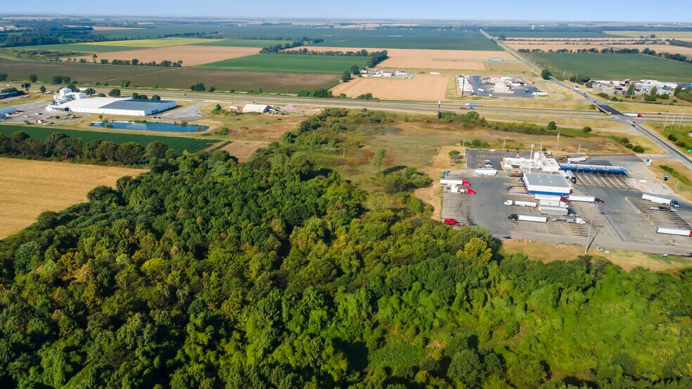 More Photos Of 2948 State Highway V, Matthews Light Manufacturing For Sale