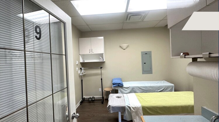 More Photos Of 8260 Westminster Hwy, Richmond Storefront For Sale