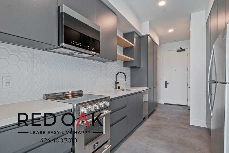 More Photos Of 3450 W 43rd St, Los Angeles Apartments For Lease