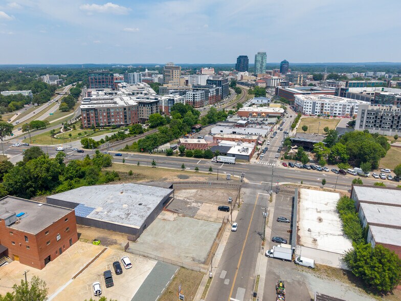 More Photos Of 806 Ramseur St, Durham Warehouse For Sale
