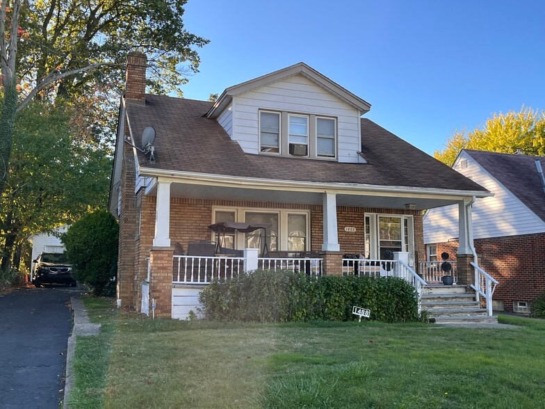 More Photos Of ,  Unknown For Sale