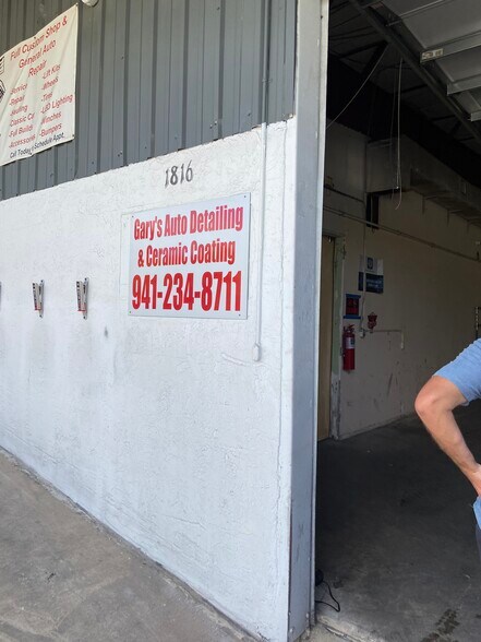 More Photos Of 1816 57th St, Sarasota Warehouse For Sale