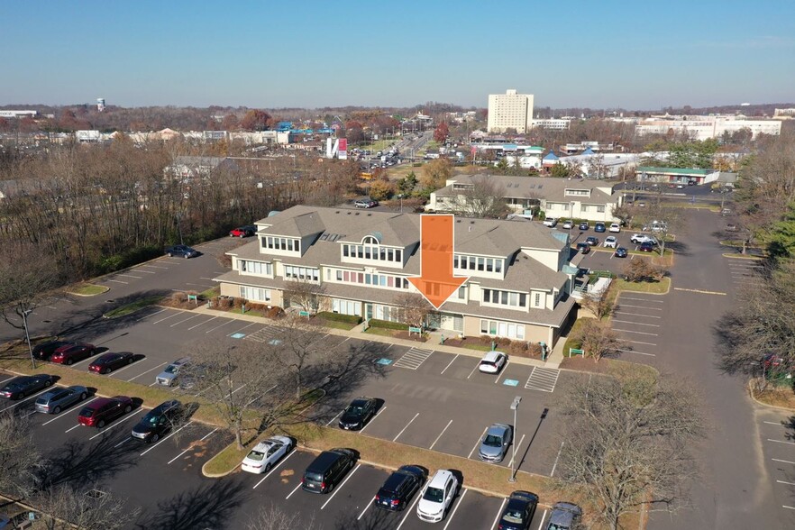 Primary Photo Of 333 N Oxford Valley Rd, Fairless Hills Medical For Lease