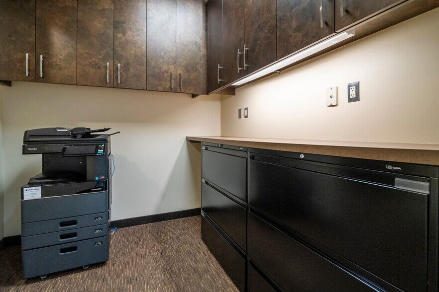 More Photos Of 7230 Lee Deforest Dr, Columbia Office For Lease