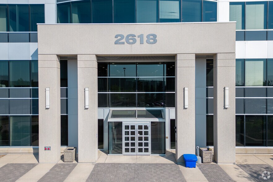 More Photos Of 2618 Hopewell Pl NE, Calgary Office For Lease
