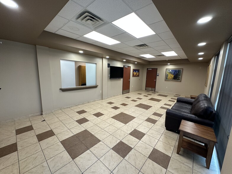 More Photos Of 2601 Scripture St, Denton Medical For Lease