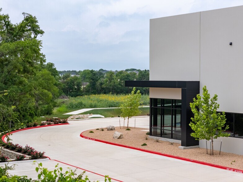 More Photos Of Hero Way West, Leander Unknown For Lease
