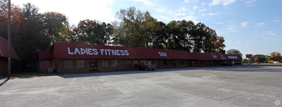 Primary Photo Of 2306 Chesnee Hwy, Spartanburg General Retail For Lease