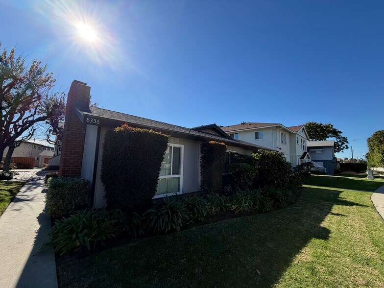 More Photos Of 8356 Sargent Ave, Whittier Apartments For Sale