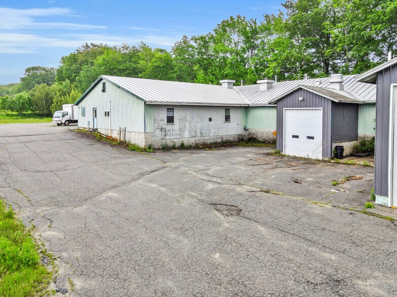 More Photos Of 150 China, Winslow Warehouse For Sale