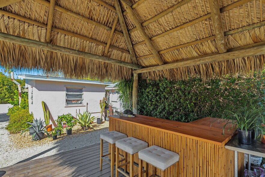 More Photos Of 27001 Overseas Hwy, Cudjoe Key Garden Center For Sale