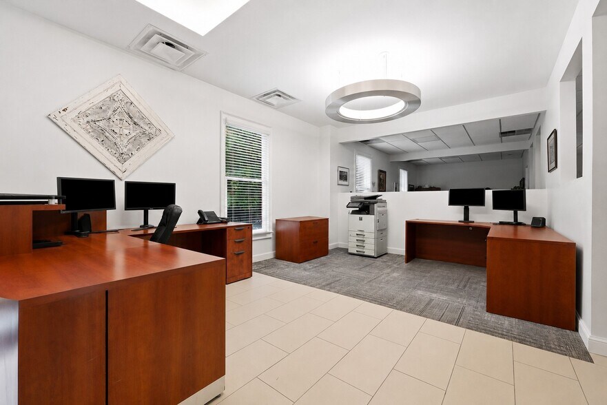 More Photos Of 3103 Medlock Bridge Rd, Norcross Office For Sale