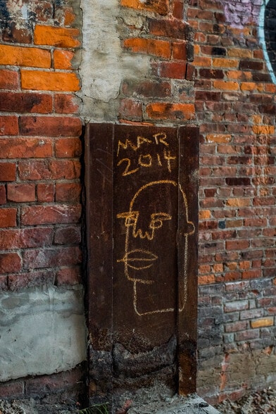 More Photos Of 277 Dubois St, Detroit General Retail For Lease