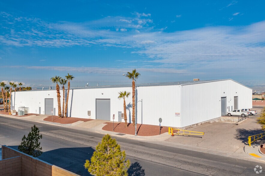 More Photos Of 5220 Steptoe St, Las Vegas Warehouse For Sale