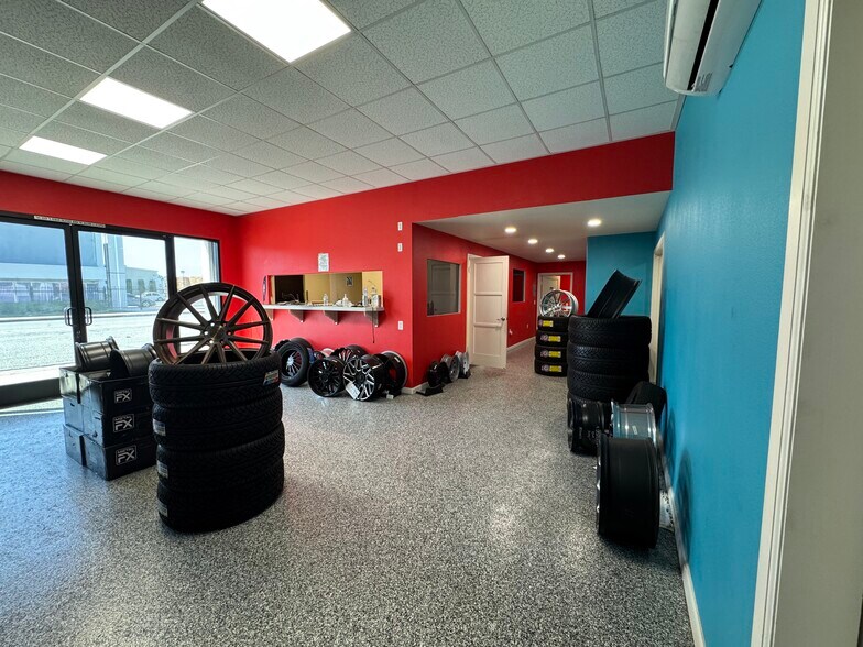 More Photos Of 271 S I St, San Bernardino Warehouse For Lease